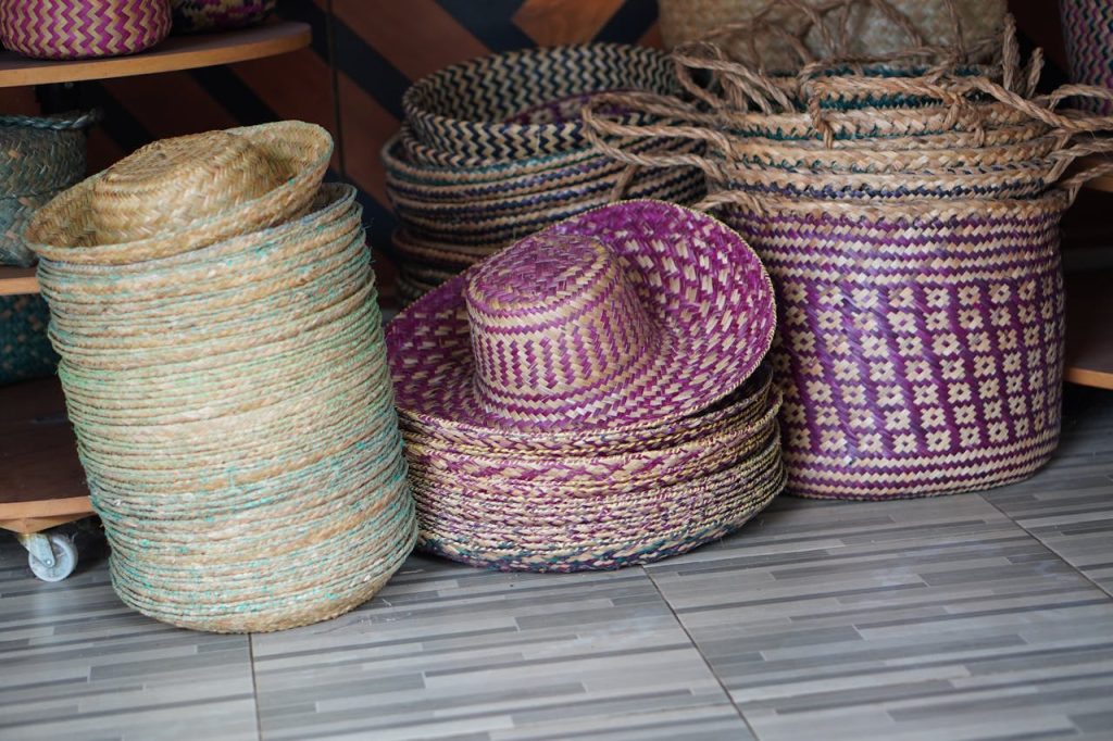 handycraft in borneo